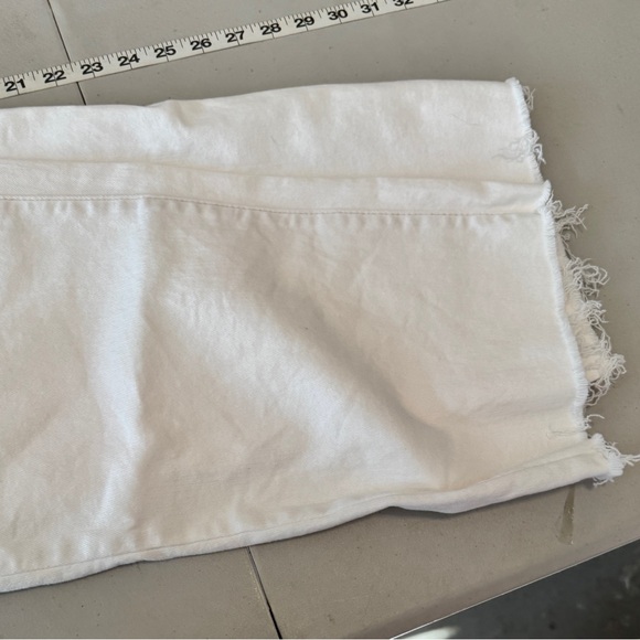 Judy Blue - Wide Leg Crop Jeans with Button Fly - White - 14w - Picture 6 of 10